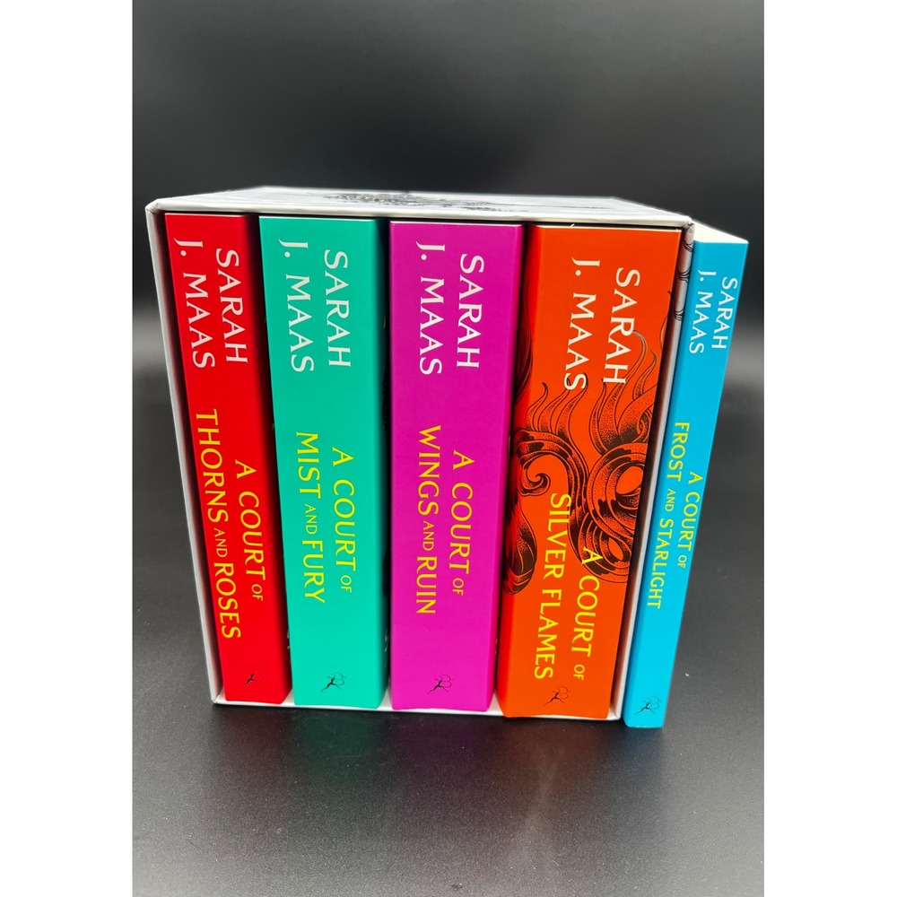 Sarah J Maas A Court of Thorns and Roses 5 Book Box Set ACOTAR Paperback Set
